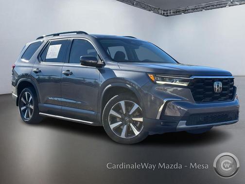 2023 Honda Pilot Touring 8-Passenger