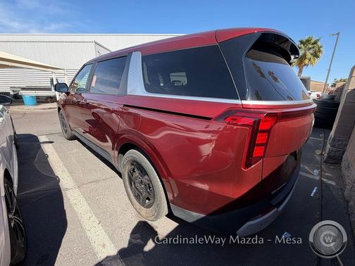 2025 Kia Carnival LXS