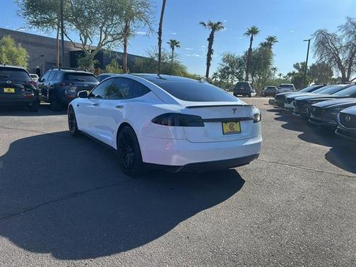 2016 Tesla Model S 75D