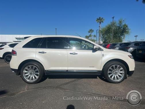 2013 Lincoln MKX Base
