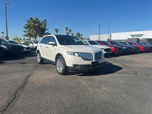 2013 Lincoln MKX Base