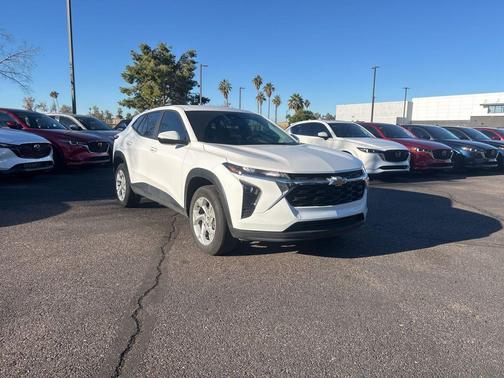 2024 Chevrolet Trax LS