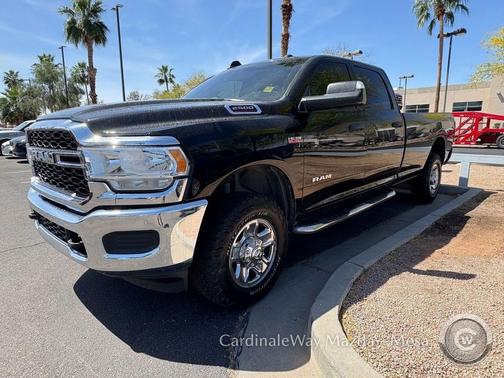 Diamond Black Crystal Pearlcoat 2021 RAM 2500 Tradesman Crew Cab 4x4 8' Box