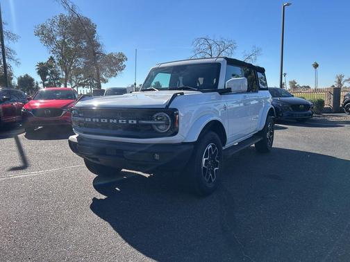 2022 Ford Bronco Outer Banks