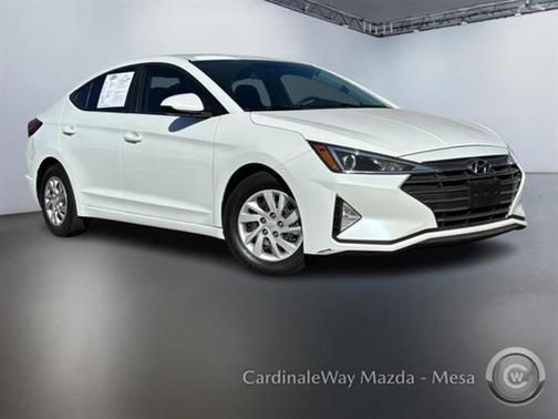 2020 Hyundai ELANTRA SE