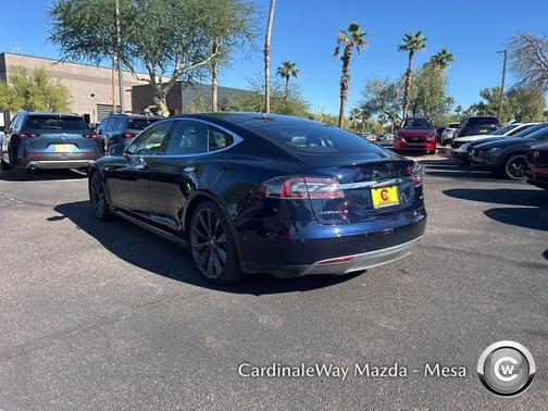2015 Tesla Model S 85D