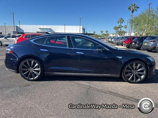 2015 Tesla Model S 85D