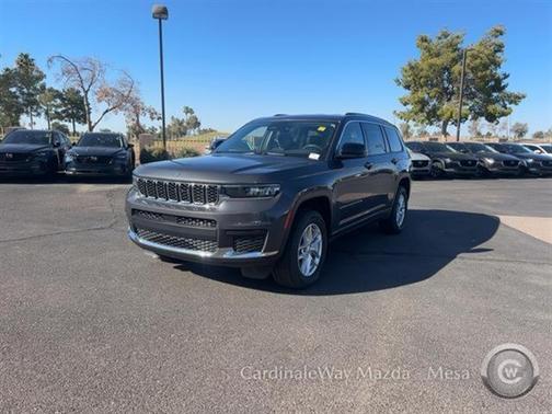 2023 Jeep Grand Cherokee L Laredo