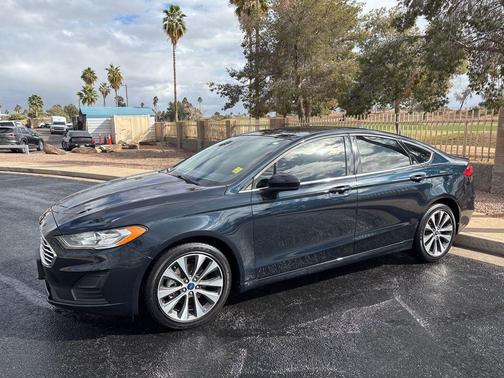 2020 Ford Fusion SE
