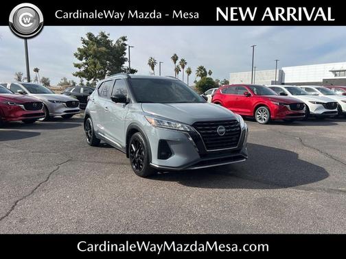 2021 Nissan Kicks SR