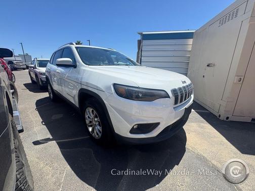 Bright White Clearcoat 2019 Jeep Cherokee Latitude