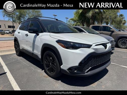 Wind Chill Pearl/Jet Black 2025 Toyota Corolla Hybrid L