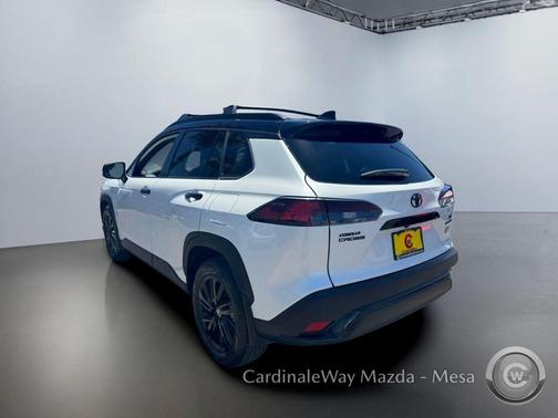 Wind Chill Pearl/Jet Black 2025 Toyota Corolla Hybrid L