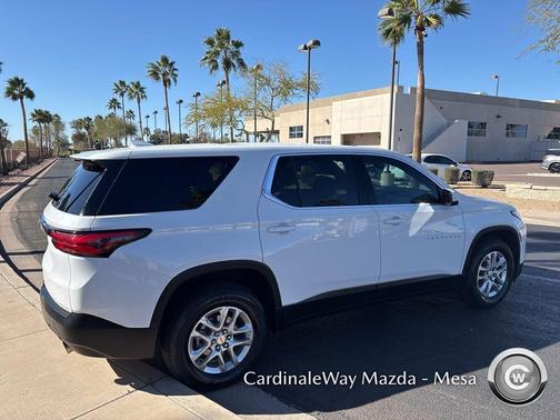 2023 Chevrolet Traverse LS