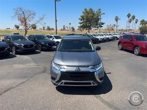 2019 Mitsubishi Outlander ES