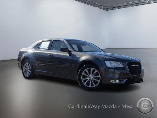 2015 Chrysler 300 Limited