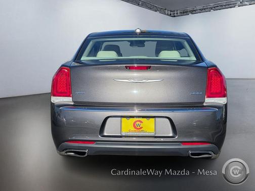 2015 Chrysler 300 Limited