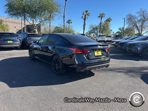 2022 Nissan Altima SR FWD