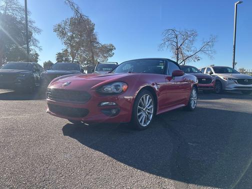 2018 FIAT 124 Spider Base