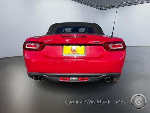 2018 FIAT 124 Spider Base