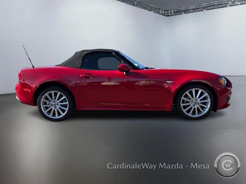 2018 FIAT 124 Spider Base