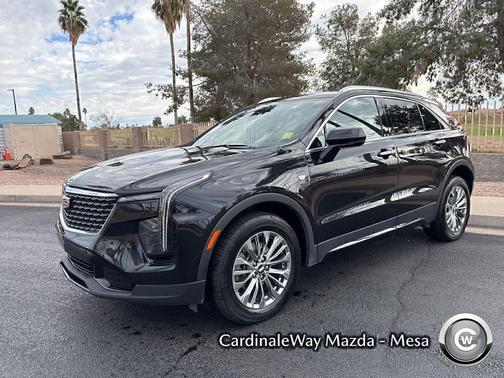 2024 Cadillac XT4 Premium Luxury