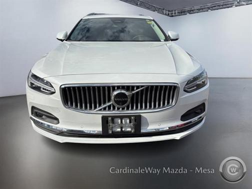 2023 Volvo S90 B6 Ultimate