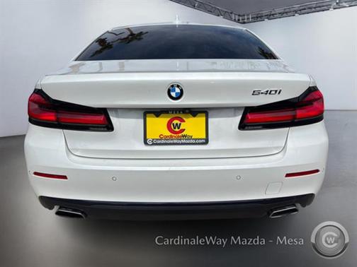 2022 BMW 540 i
