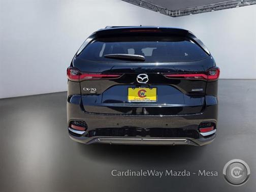 2025 Mazda CX-70 PHEV Premium Package