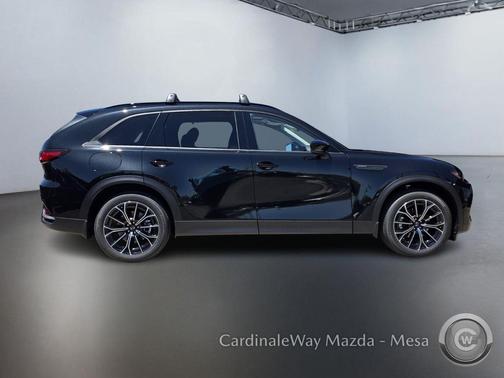 2025 Mazda CX-70 PHEV Premium Package