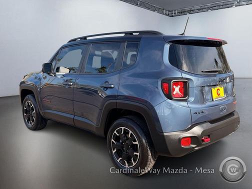 2023 Jeep Renegade Trailhawk