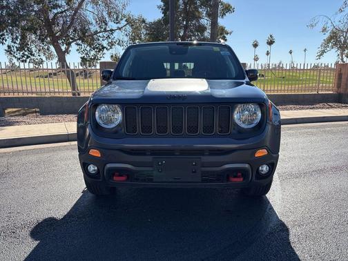 2023 Jeep Renegade Trailhawk