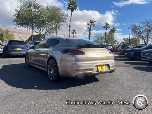 2015 Porsche Panamera GTS