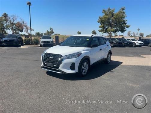 2023 Nissan Kicks S