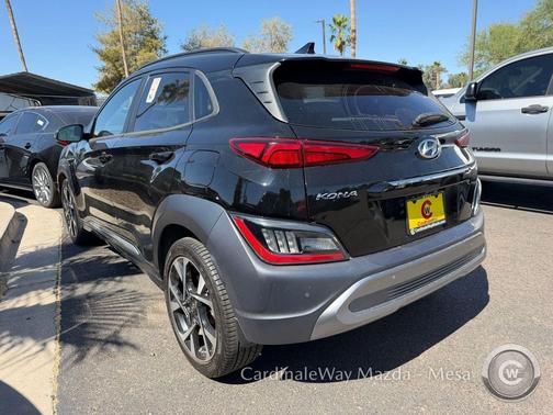 Ultra Black 2022 Hyundai KONA Limited