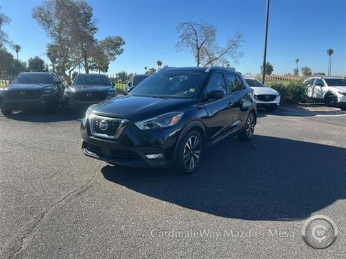 2020 Nissan Kicks SR