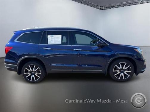 2022 Honda Pilot Touring 8-Passenger