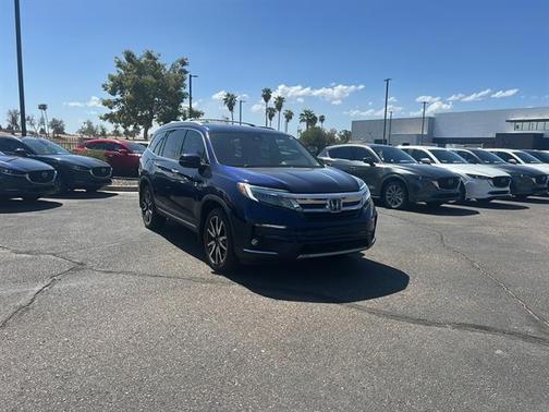 2022 Honda Pilot Touring 8-Passenger
