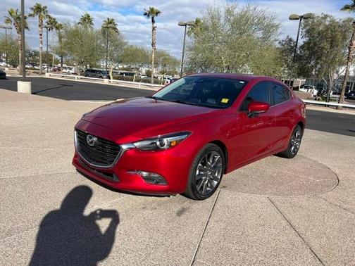 Photo 3 of 32 of 2018 Mazda Mazda3 Grand Touring