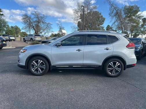 2017 Nissan Rogue SL