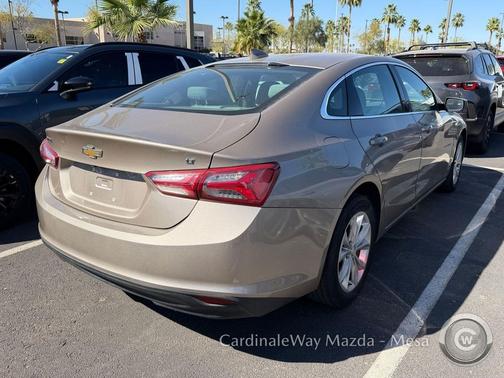 2022 Chevrolet Malibu FWD LT