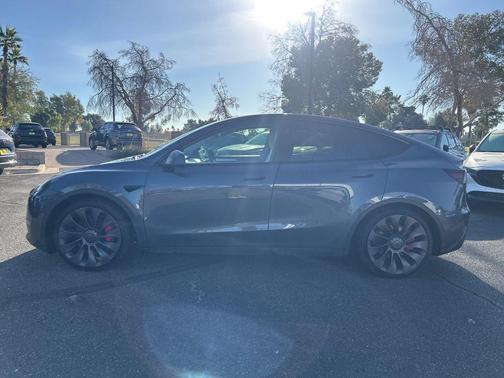 2023 Tesla Model Y Performance Dual Motor All-Wheel Drive