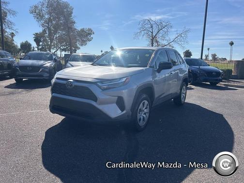 2024 Toyota RAV4 LE
