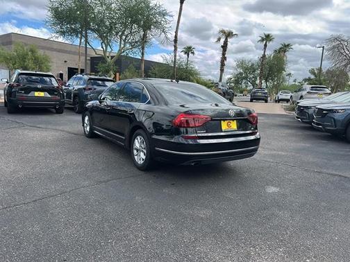 2017 Volkswagen Passat 1.8T S