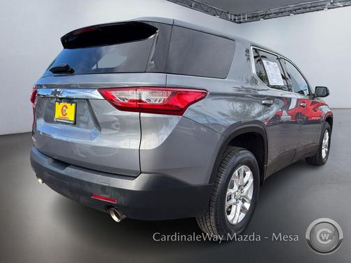 2021 Chevrolet Traverse LS