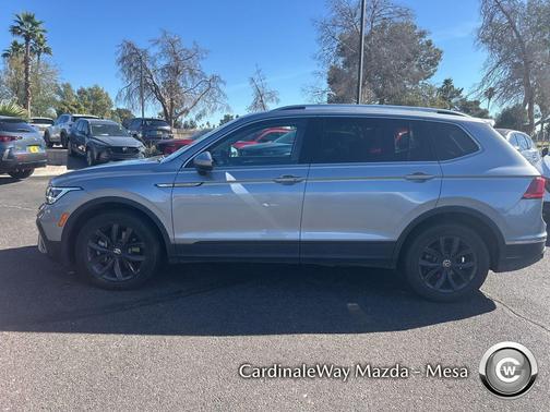 2024 Volkswagen Tiguan 2.0T SE