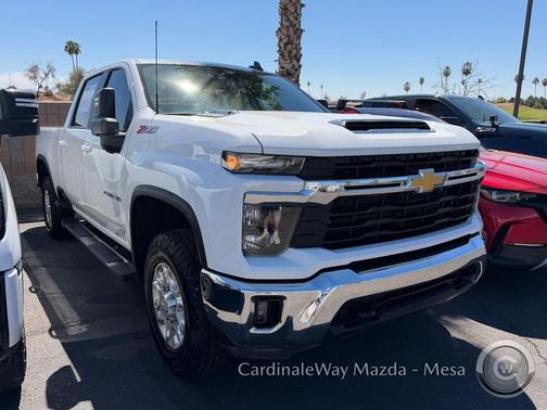 Summit White 2024 Chevrolet Silverado 2500 LT