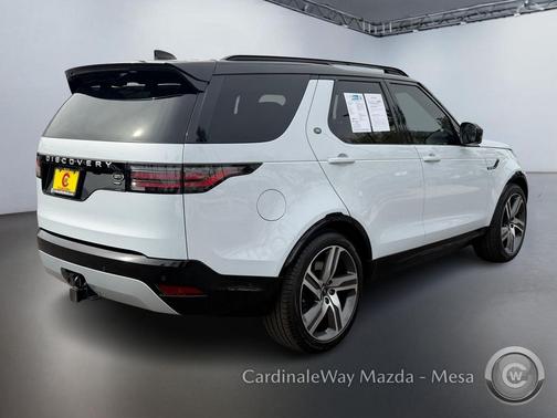 2023 Land Rover Discovery P360 Metropolitan Edition