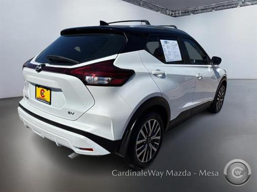 2023 Nissan Kicks SV