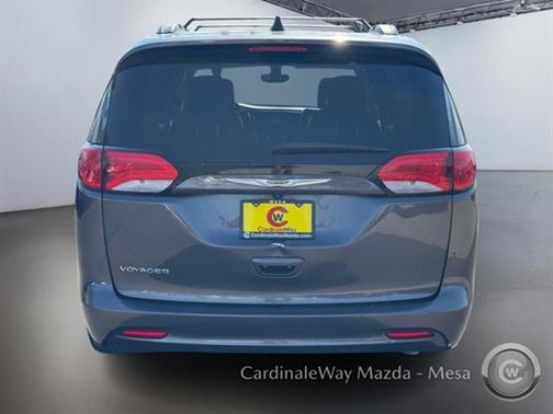 2021 Chrysler Voyager LXI